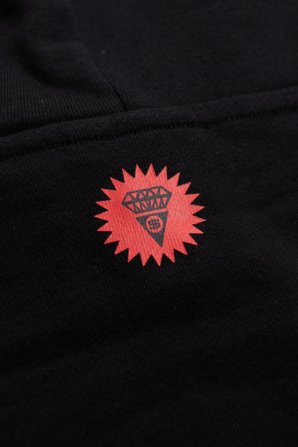 IceCream Running Dog Hoodie aus schwarzem Baumwollstoff mit regulärer Passform – perfekte Mischung aus Komfort und Style.