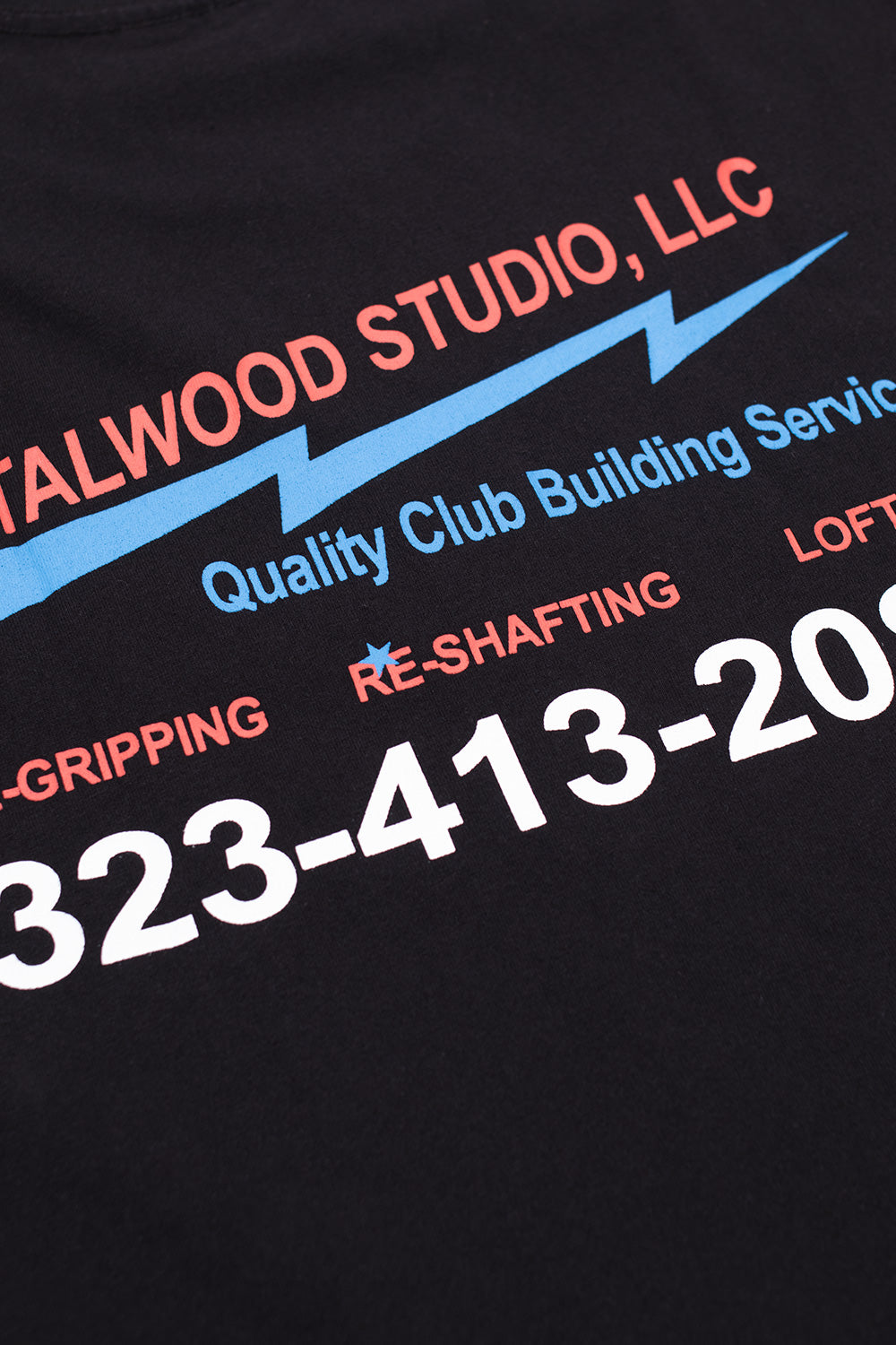 Casual Metalwood Studio Club Building Black men’s t-shirt with oversized boxy cut, premium cotton, and vintage-inspired streetwear style.