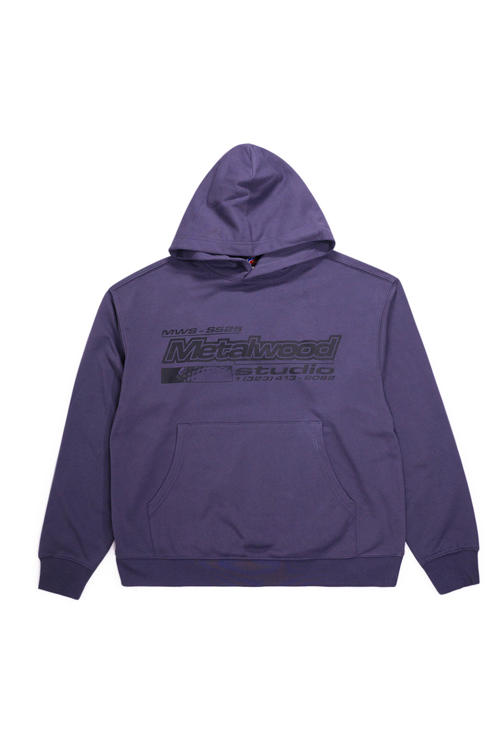 Metalwood Studio LA Brea Shop Hooded Sweatshirt Gunmetal – Weit geschnittener Hoodie aus schwerer Baumwollmischung mit großem Front-Print und praktischer Kängurutasche, inspiriert von 90er-Golf- und Skate-Kultur.