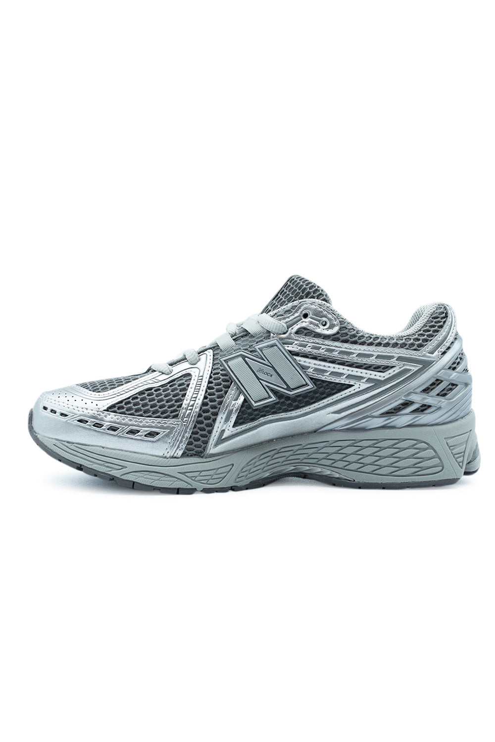 New Balance 1906R Sneaker in Harbor Grey, Silver Metallic und Concrete – Zeitgemäßer Look für Sneaker-Liebhaber, die Komfort und Stil schätzen.
