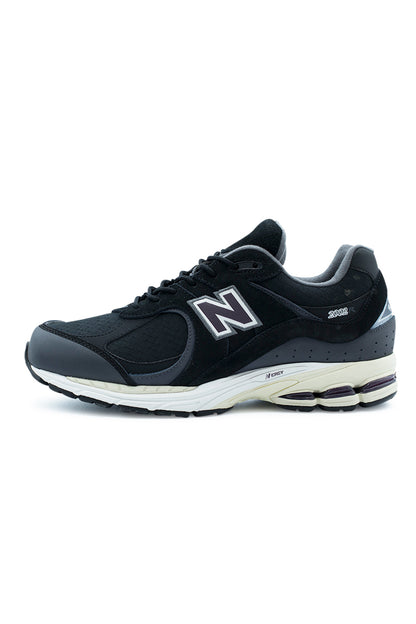 New Balance 2002R (GORE-TEX) Schuh Schwarz / Grau / Dunkelgrau