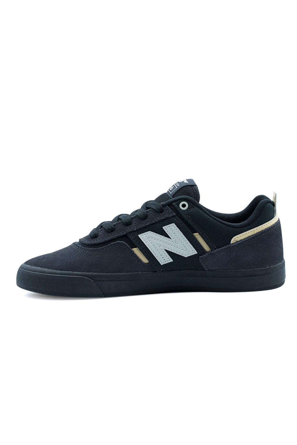 New Balance 306 Jamie Foy Black – Hochwertiger Low-Top-Skate-Schuh mit reaktionsfreudiger Dämpfung und verstärktem Ollie-Bereich für Langlebigkeit.
