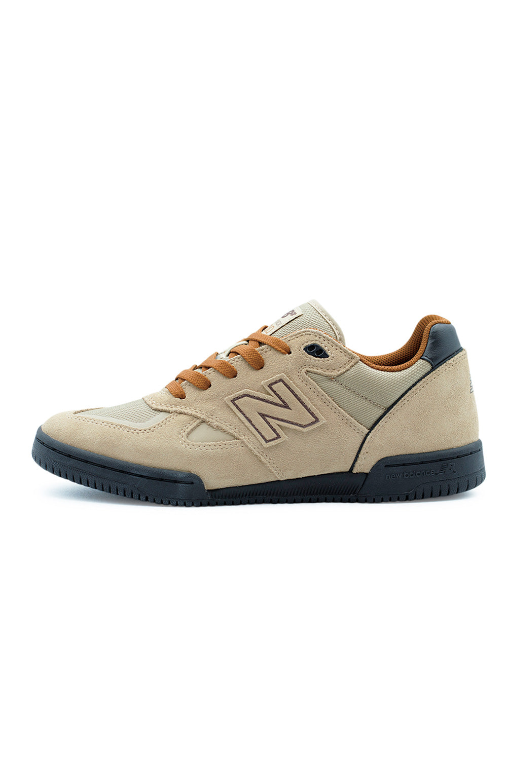 New Balance Numeric Tom Knox 600 Schuh in Tan und Black – Robuste Skate-Schuhe mit modernem Design