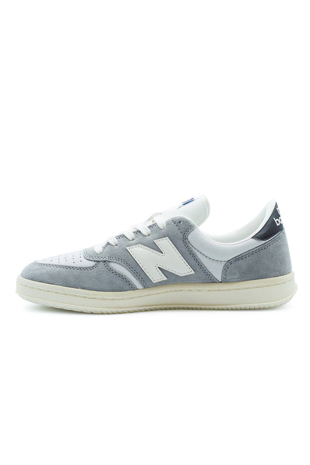 Lifestyle-orientierter Retro-Sneaker mit moderner Dämpfung und nostalgischem NB Flair
