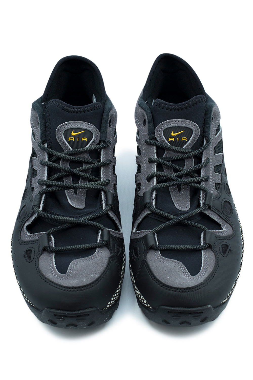 Nike ACG Air Exploraid Schuh Graphit / Gold / Schwarz