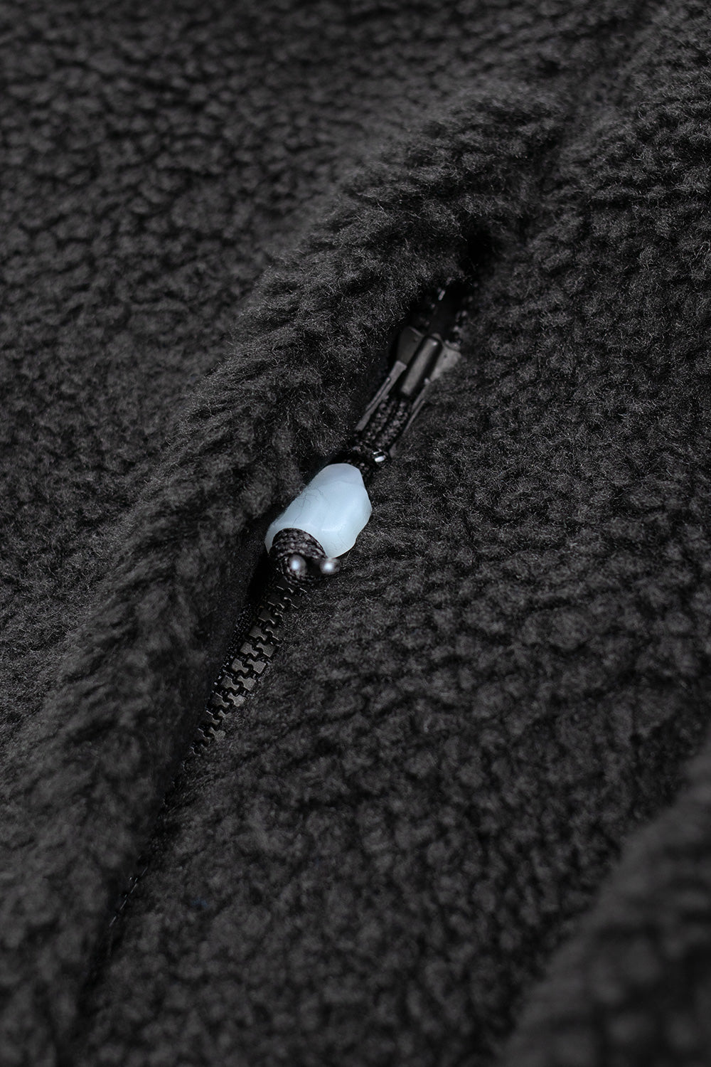 "Nike ACG Canwell Glacier Jacket Black – Wetterfeste Outdoorjacke mit innovativer Technologie für anspruchsvolle Expeditionen und Abenteuer in den Bergen"