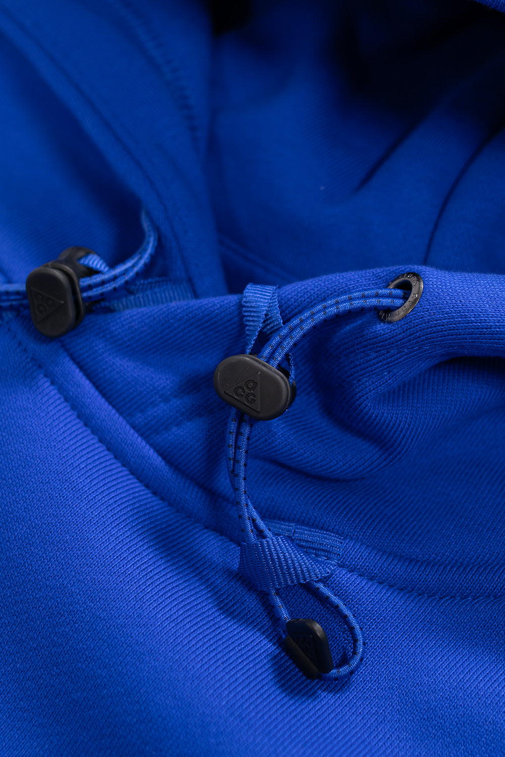 Nike ACG Fleece Hoodie Game Royal – Atmungsaktiver Therma-FIT Pullover mit Safety Orange Akzenten