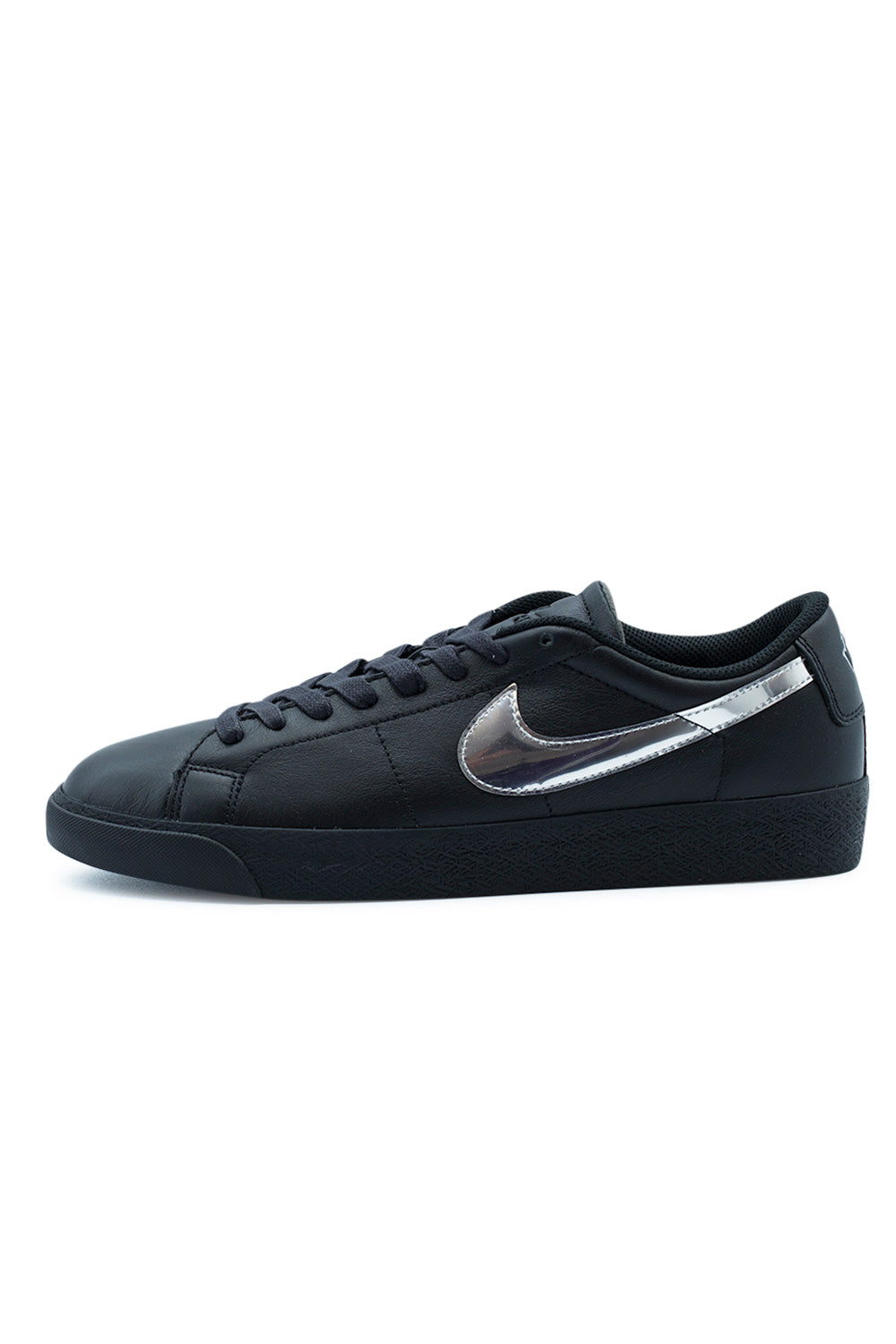 Nike SB X Dancer Zoom Blazer Low QS Schuh Schwarz Silber Schwarz