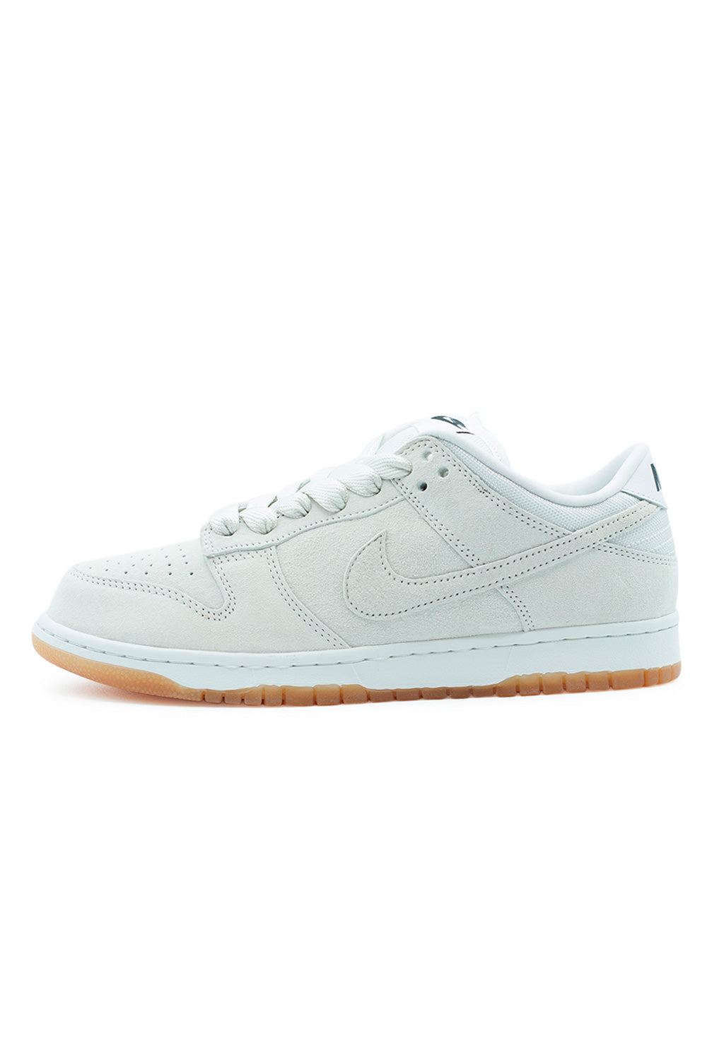 Nike SB Dunk Low Pro B Shoe Pale Ivory – Premium Wildleder-Obermaterial mit strapazierfähigen Nylon-Überzügen für zusätzliche Haltbarkeit und ein luxuriöses Tragegefühl.