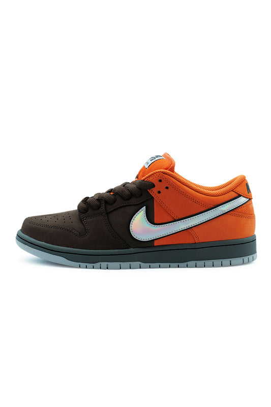 Nike SB Dunk Low Pro Safety Orange Wolf Grey skate sneaker side profile with brown and orange premium nubuck upper, iridescent silver Swoosh and classic Nike SB Dunk Low skateboarding silhouette