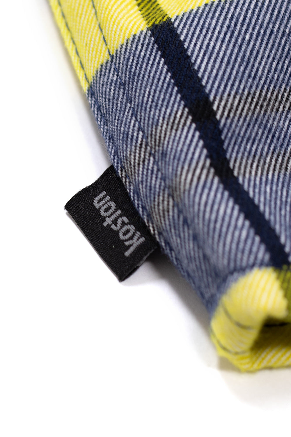 High-quality Nike SB Koston Flannel Midnight Navy Speed Yellow, men’s long sleeve shirt featuring soft flannel texture, retro color contrast, and durable finish.