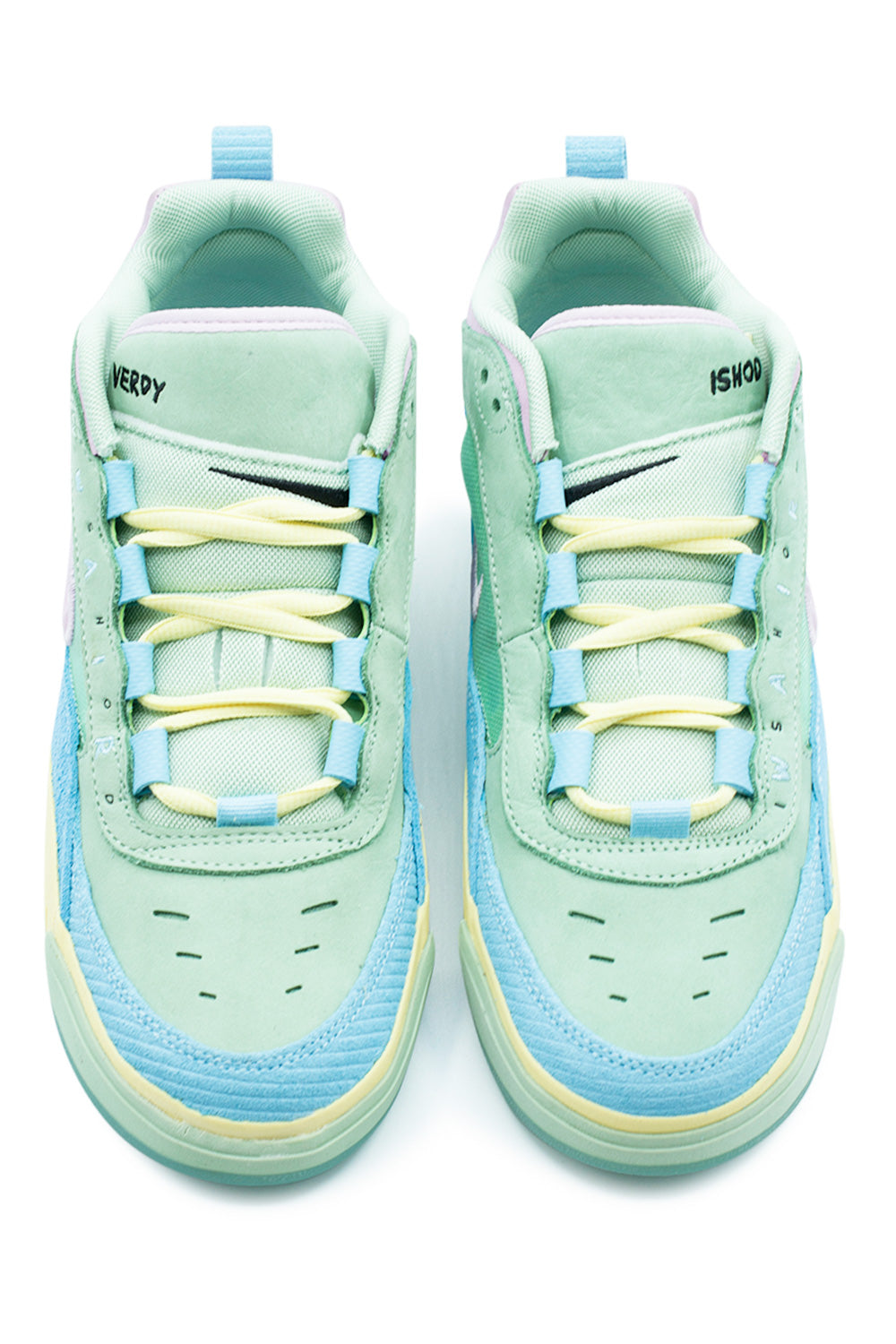 Nike SB X Verdy Air Max Ishod Shoe Blue Gaze / LT Arctic Pink