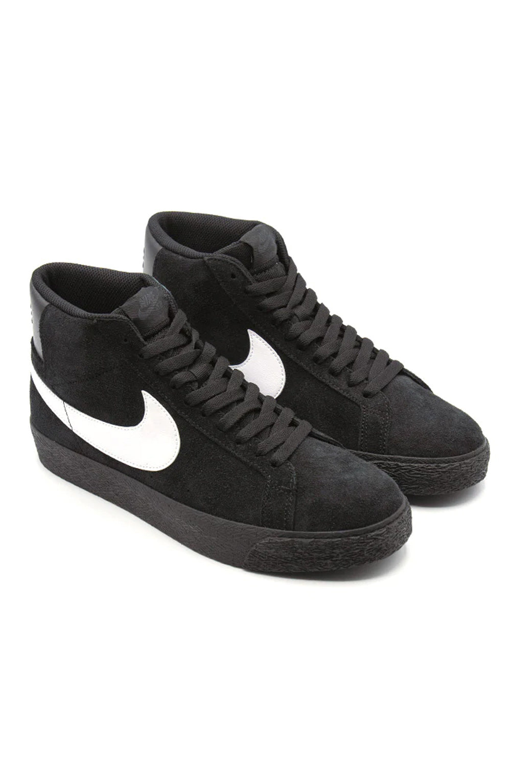 Nike SB Zoom Blazer Mid Skate-Schuhe in Black/White/Black – Performance-orientierter Sneaker mit einem klassischen, modernen Design.
