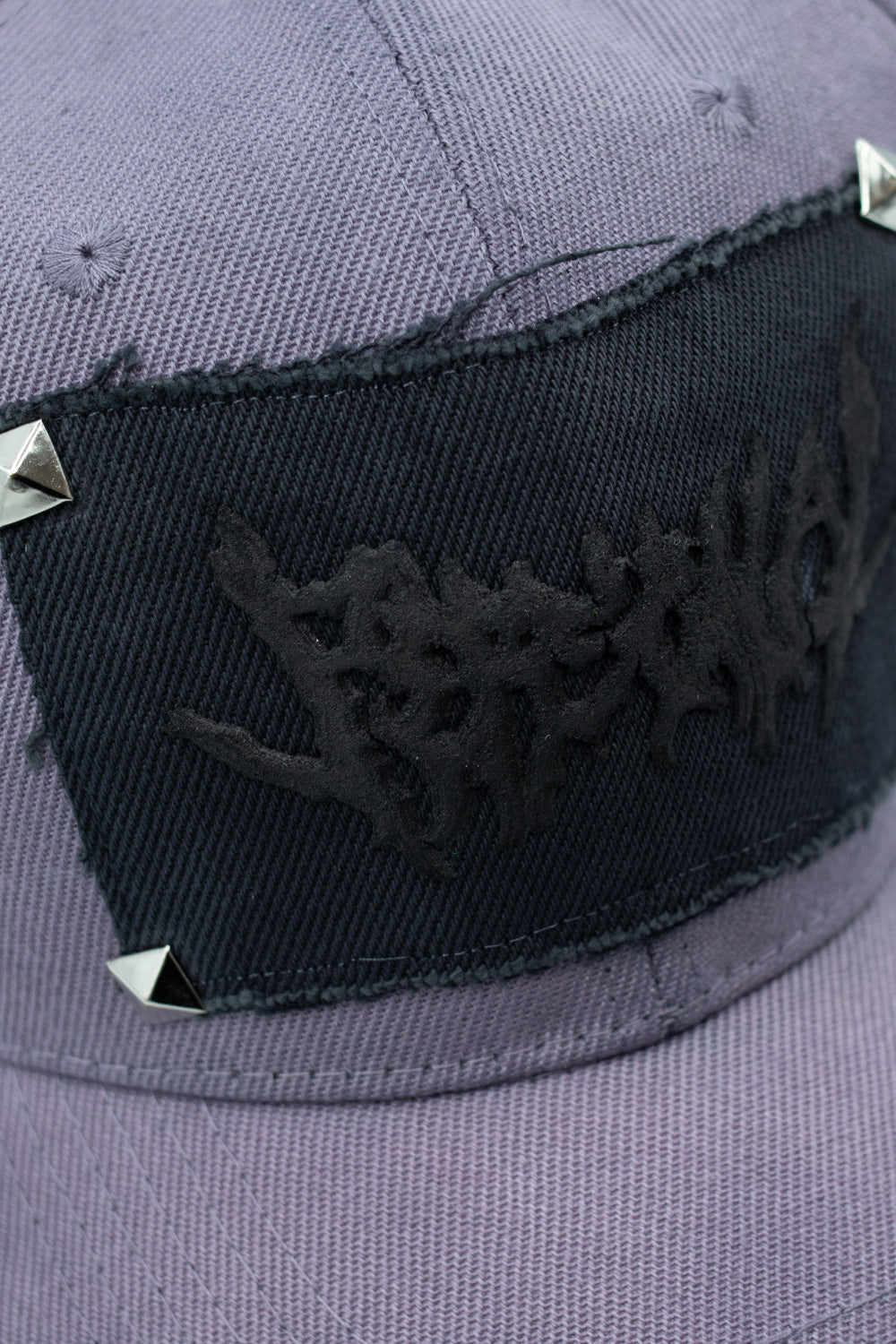 Personal Joint A Studded + Patch Denim 6 Panel Cap Lavendel