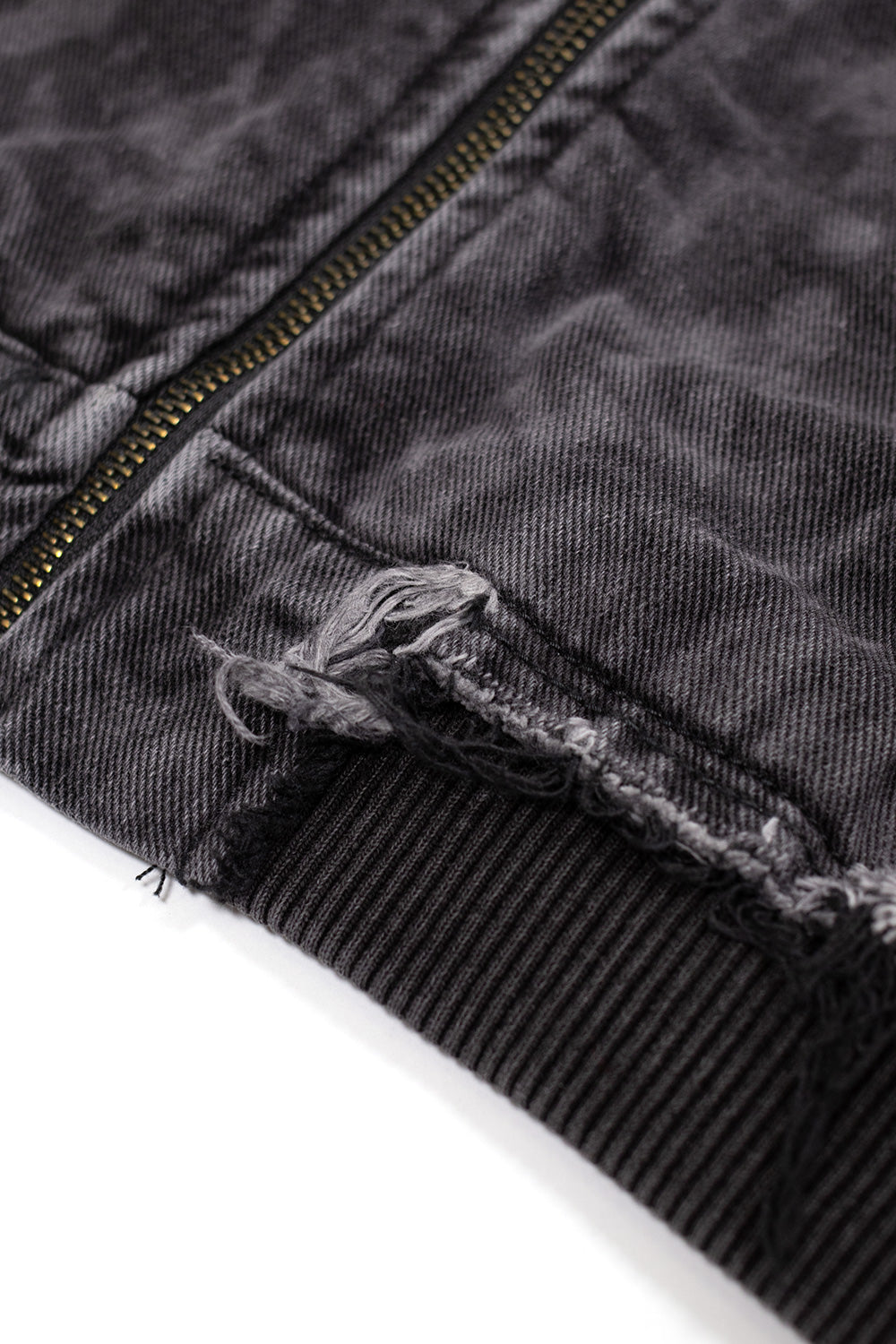 Stingwater Ego Death Bomberjacke Schwarz – Streetwear-Jacke mit Acid-Wash-Effekt und Stickdetails