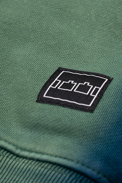 The Trilogy Tapes Overdyed Crewneck Grün / Blau